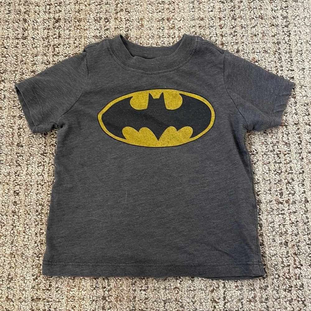 💥SALE 10/$20💥 Old Navy Batman t-shirt